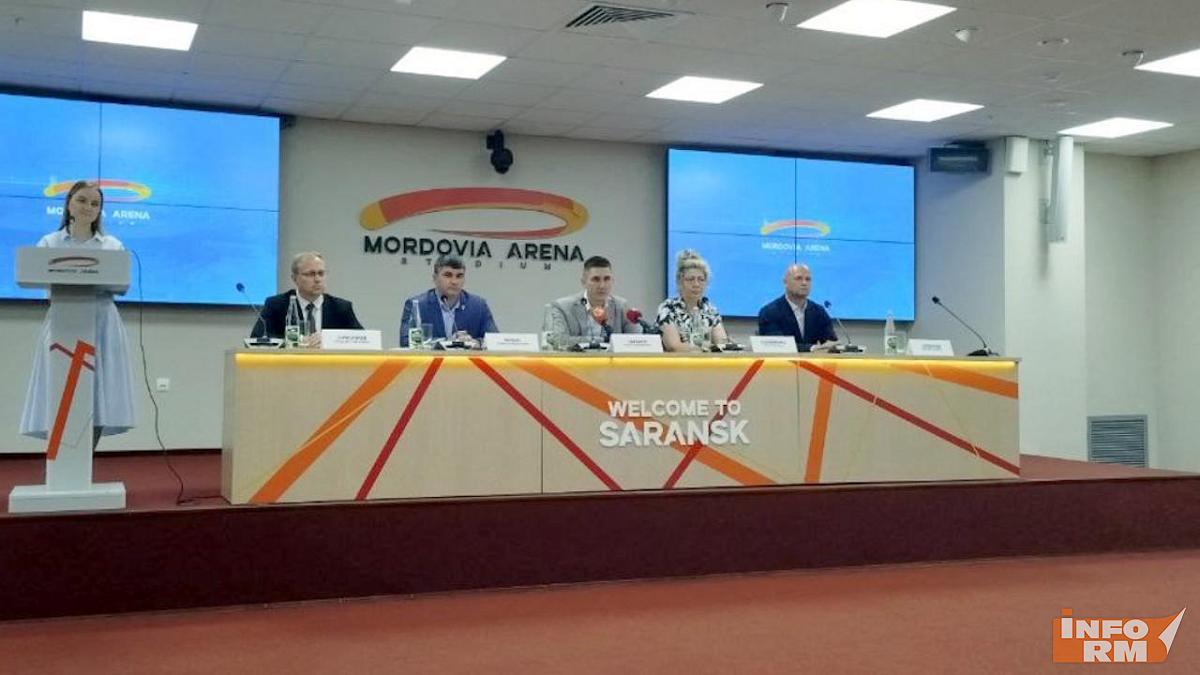 В Саранске обсудили сотрудничество с футбольным клубом «Пари НН» В Саранске обсудили сотрудничество с футбольным клубом «Пари НН»