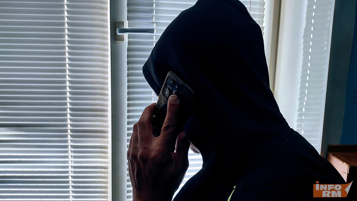 Жители Мордовии за месяц подарили мошенникам 30 миллионов рублей