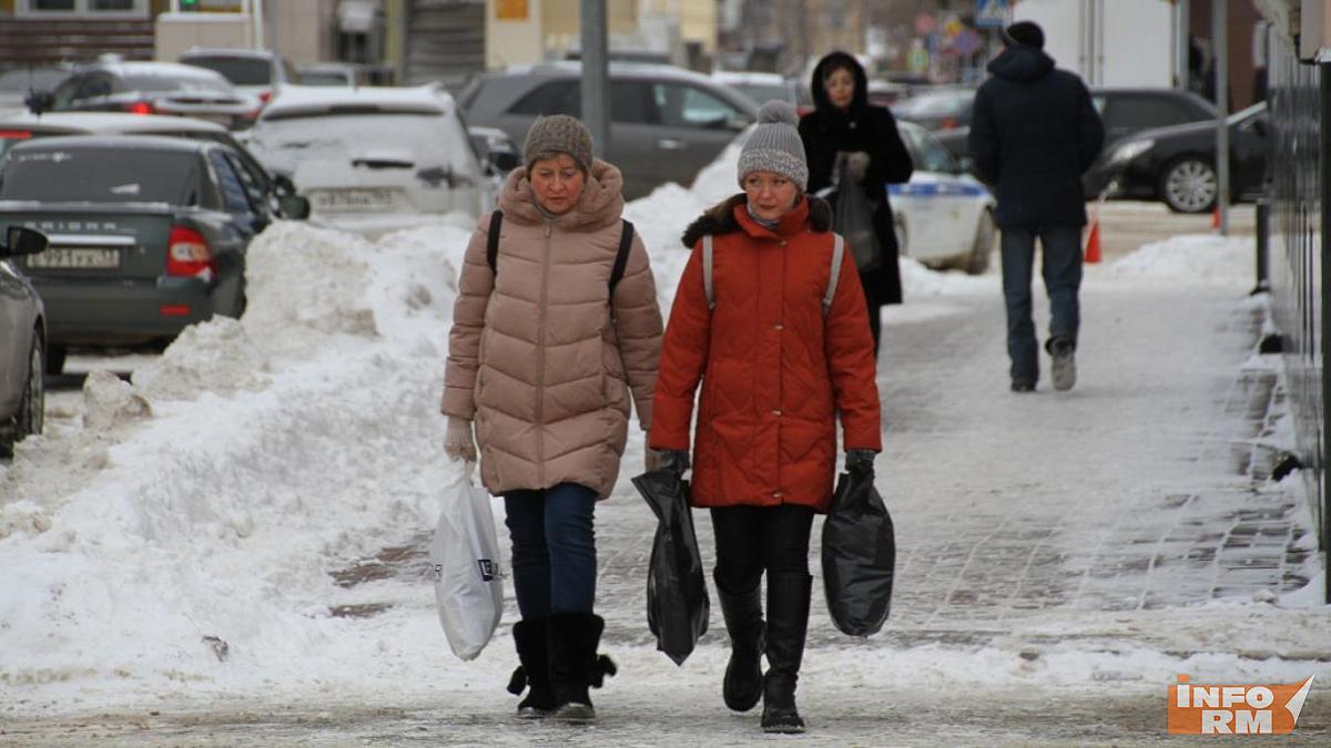 Почти половина россиянок категорически недовольна своей зарплатой