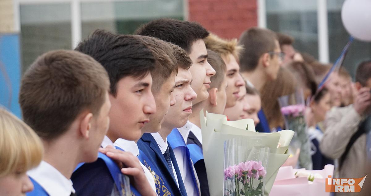 Названы минимальные баллы по ЕГЭ в 2026 году 