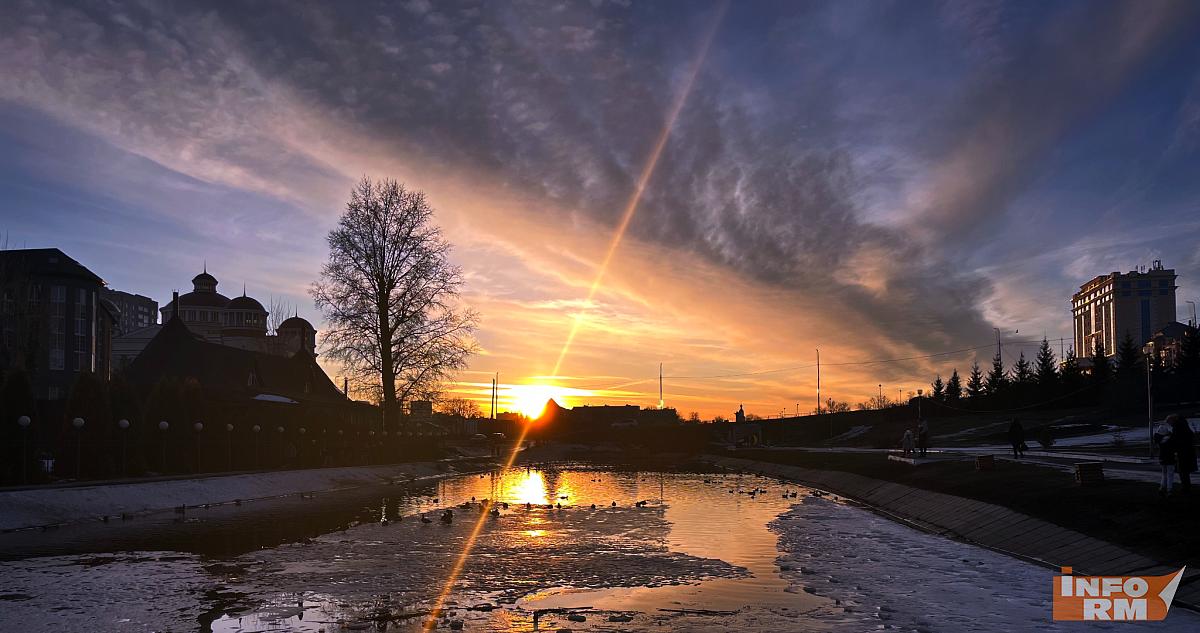 Рекордно активная область Солнца возвращается к Земле 