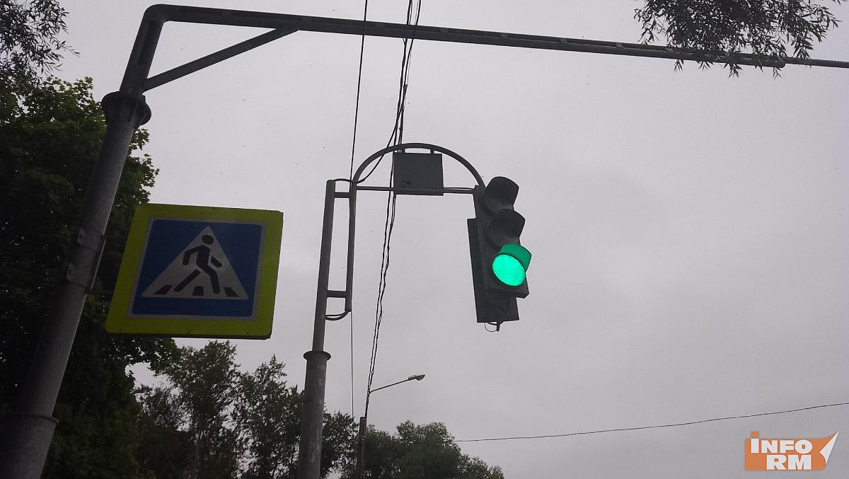 Пять дней будет отключён светофор на Химмаше в Саранске Пять дней будет отключён светофор на Химмаше в Саранске