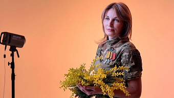 В Мордовии представили фотопроект «Женственность в броне» 