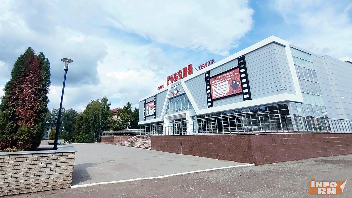 В Саранске бесплатно покажут кино «Утомлённые солнцем» В Саранске бесплатно покажут кино «Утомлённые солнцем»