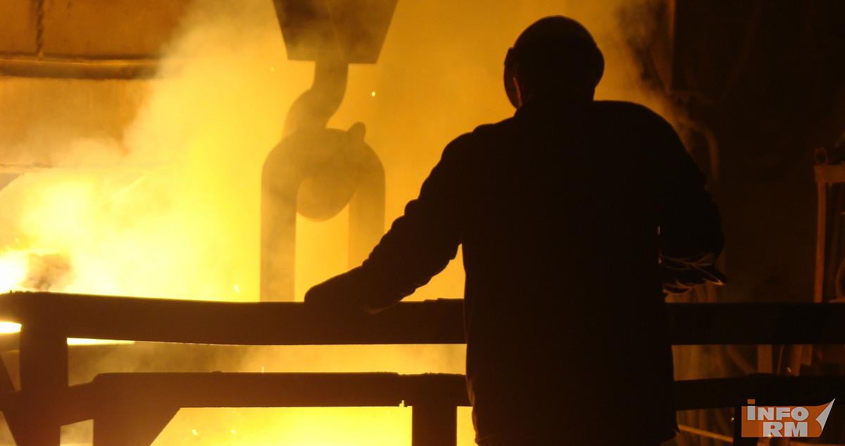 Россияне назвали справедливый размер минимальной зарплаты 