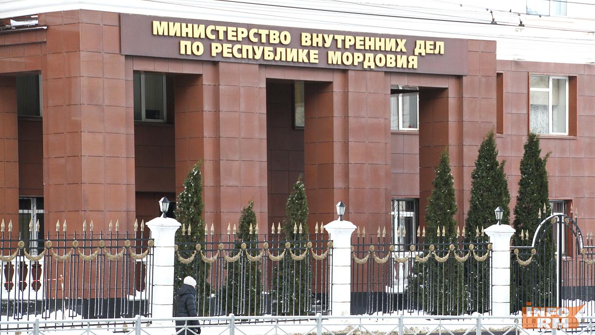 Почти два миллиона рублей заработал на откатах менеджер птицефабрики в Мордовии