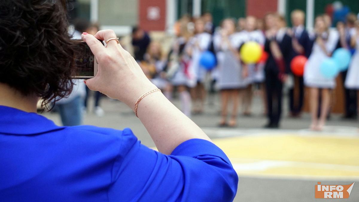 Провалившие экзамены 9-классники смогут бесплатно поступить в колледж 