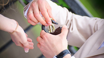 Семью волонтёров из Мордовии поздравили с золотой свадьбой 