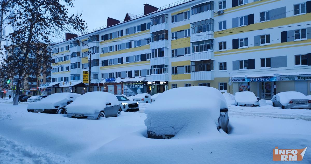 Коммунальщиков в Саранске накажут за плохую уборку снега 