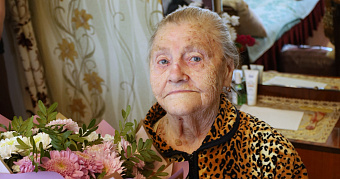 Долгожительницу в Мордовии поздравили с 96-летием 