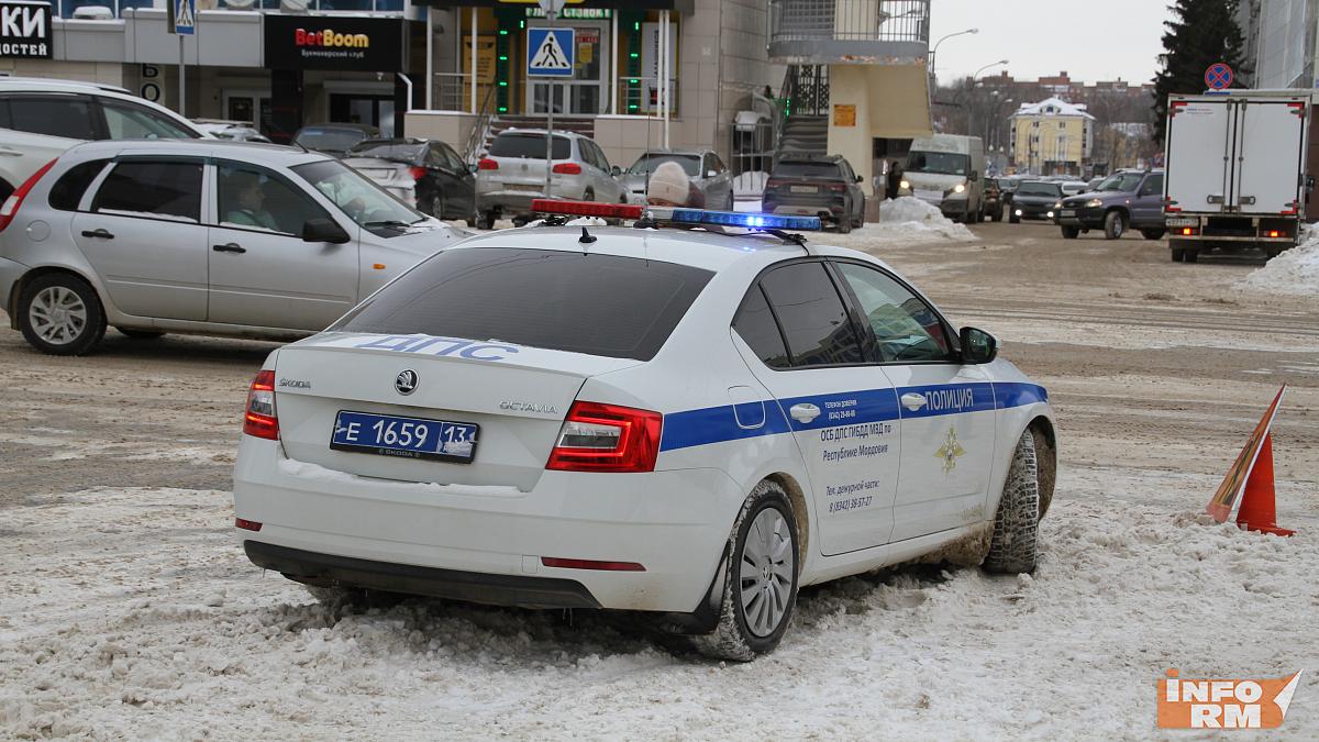 «Эх, прокачу!»: в Мордовии владелец иномарки посадил за руль пьяную подругу без прав