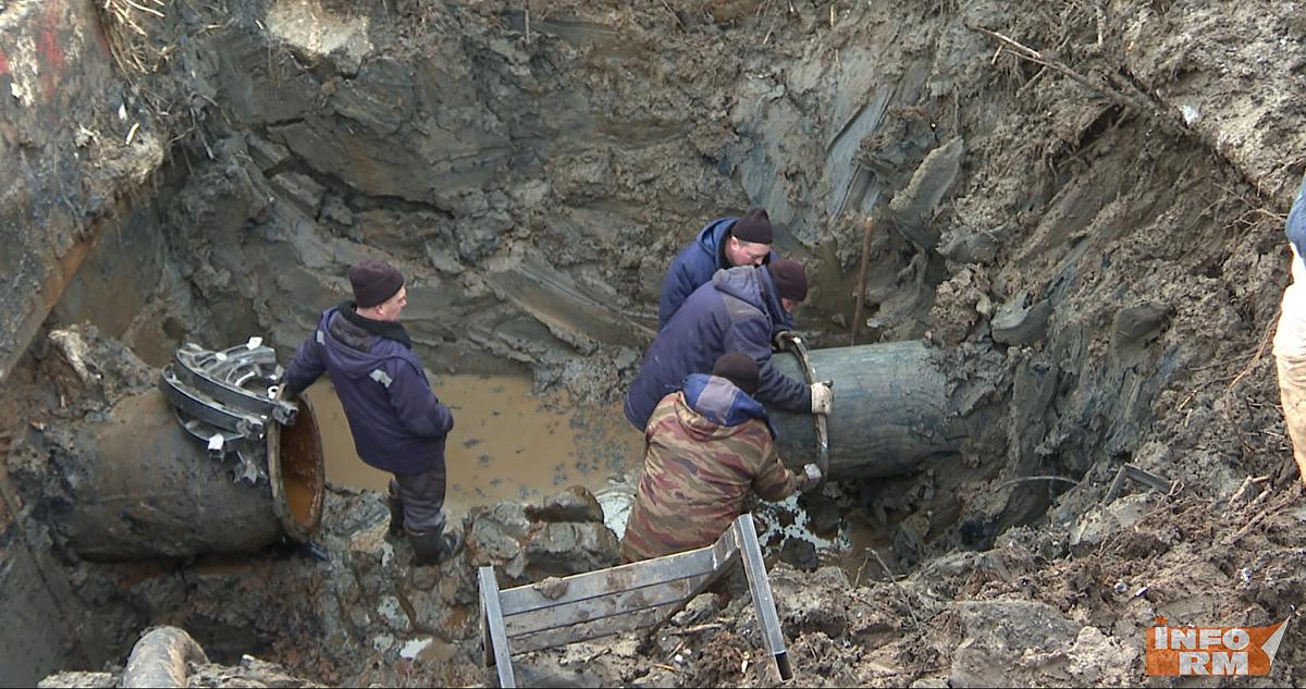 В Саранске почти устранили последствия аварии на улице Лодыгина 