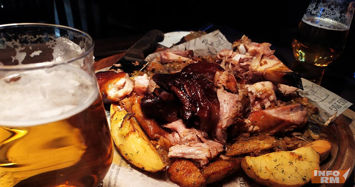 Россиянам посоветовали 23 февраля не устраивать застолий 