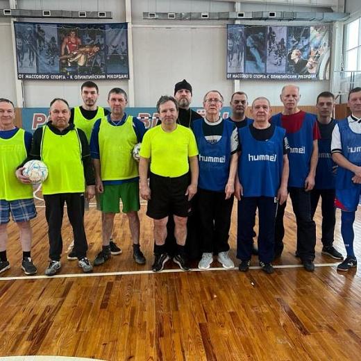 В Рузаевке ветераны спорта сыграли в футбол с бывшими осужденными