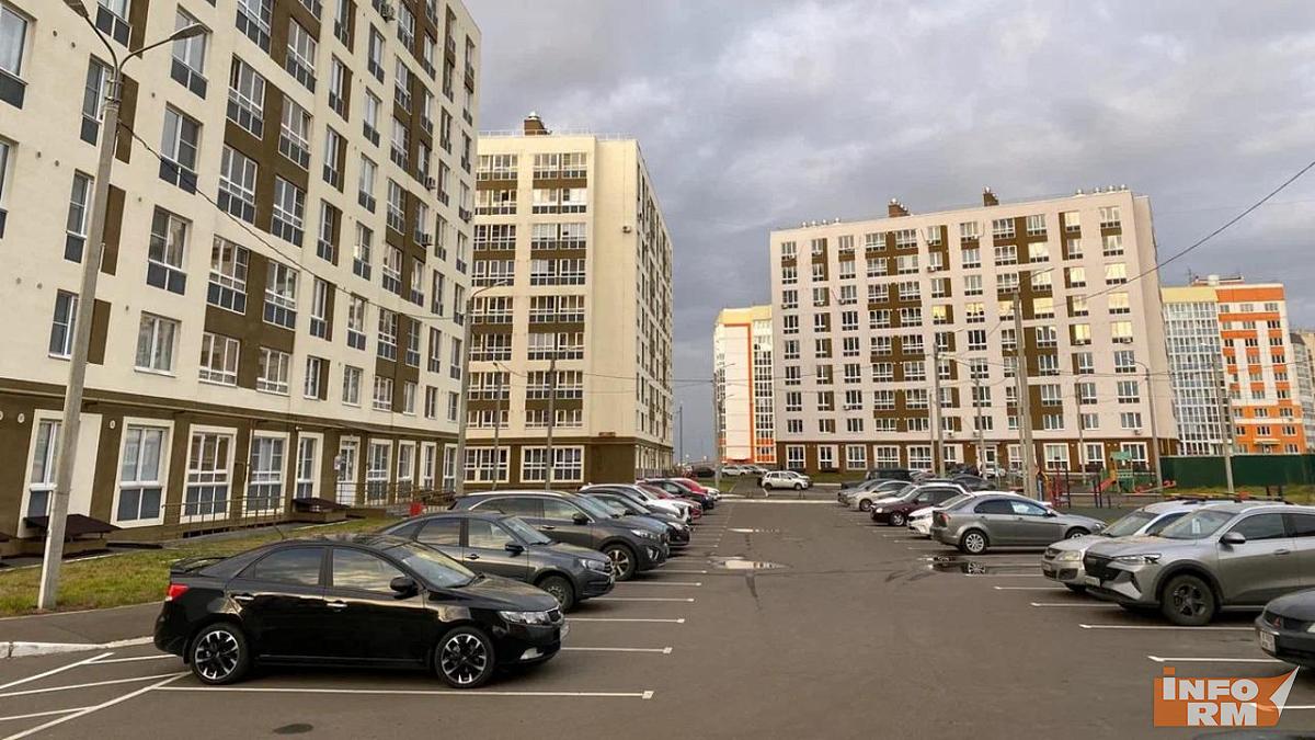 Россиян предупредили о штрафах за грязный коврик у двери 