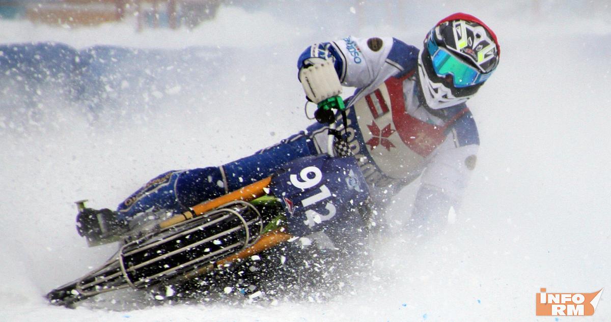 До открытия сезона ледового спидвея в Мордовии осталось несколько дней 