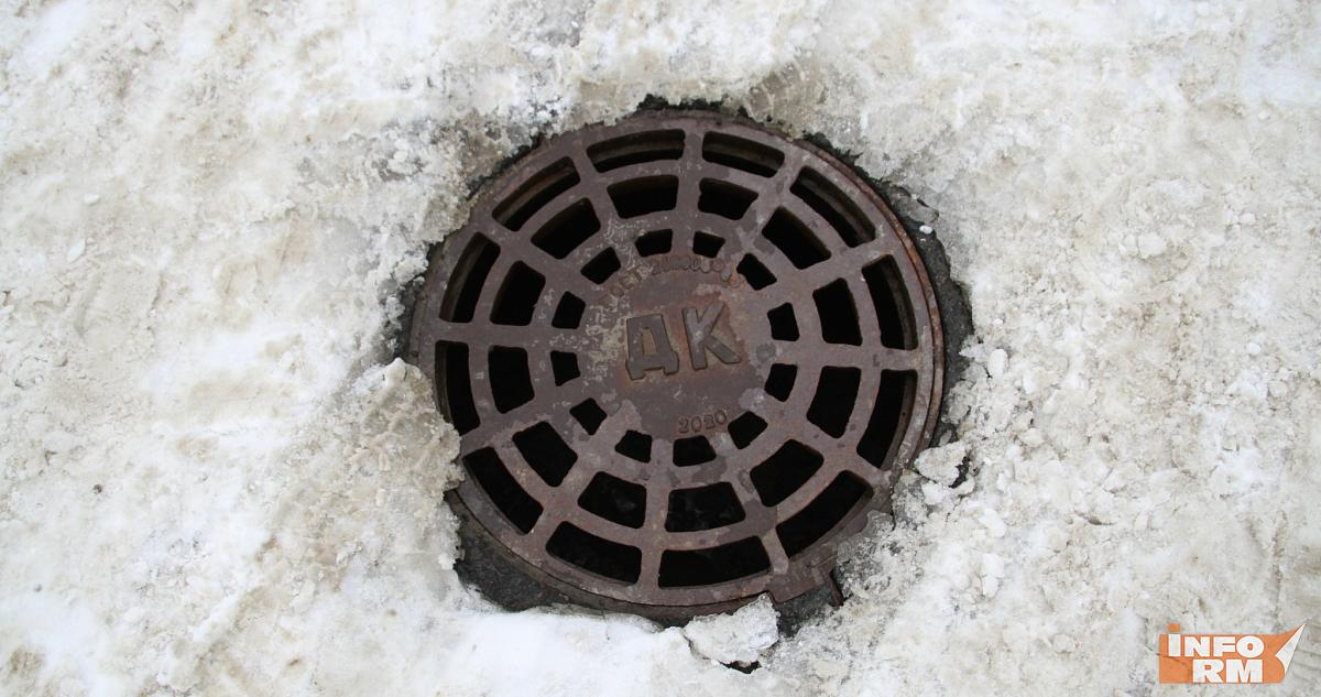 Жителей Мордовии попросили обозначить канализационные люки 
